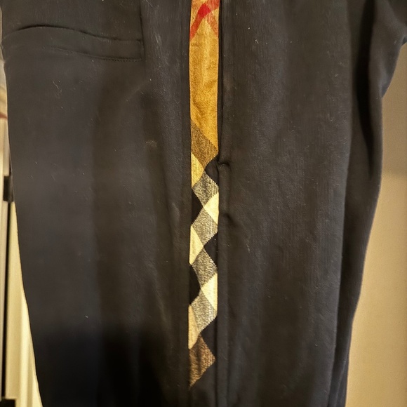 Authentic Burberry black with check jogger (M) - Picture 2 of 5